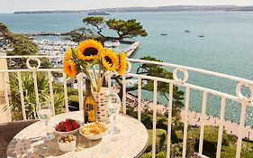 Bayfort Sea Studio - Comfortable Couples Retreat With Stunning Coastal Views